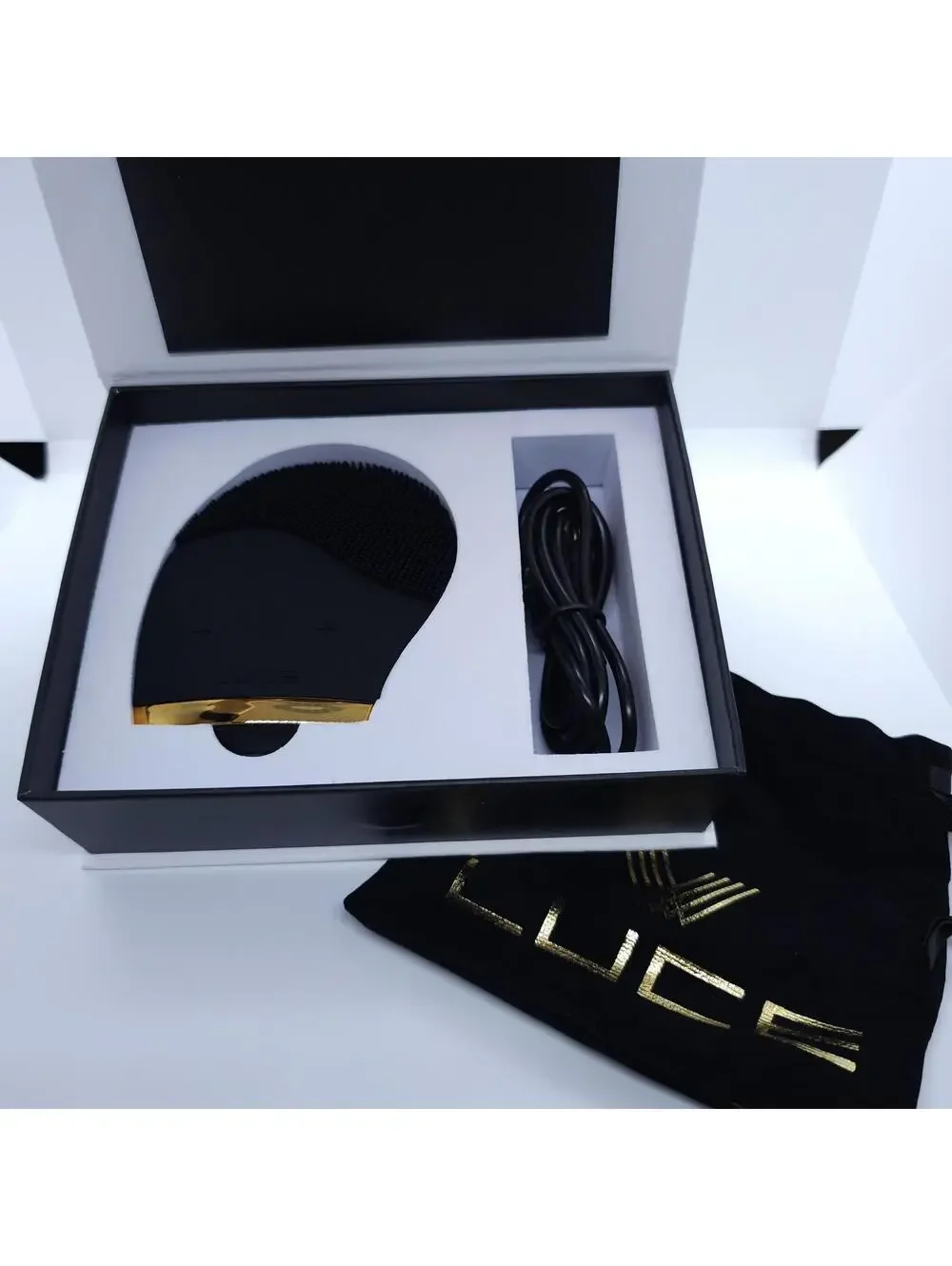 LUCE180 Anti-Aging Pulsating Facial Cleansing Device ~ Rechargeable WaterProof